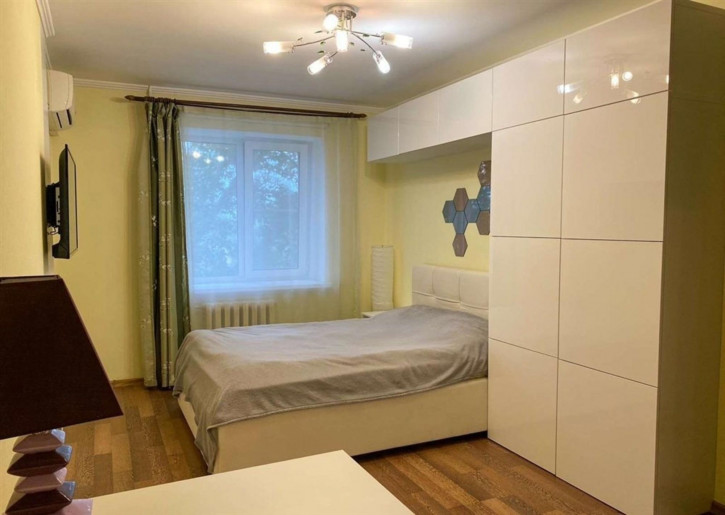 1-комн квартира Николая Панова улица, 50