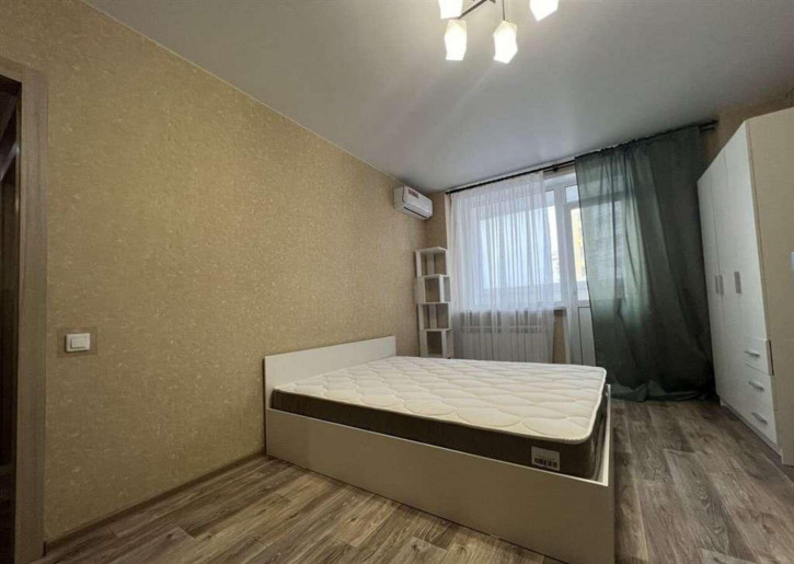 1-комн квартира Солнечная улица, 16