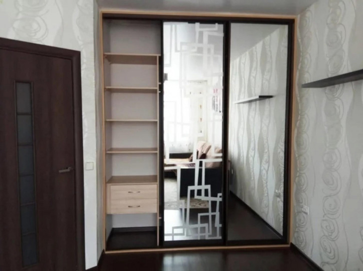1-комн квартира Свободы улица, 88