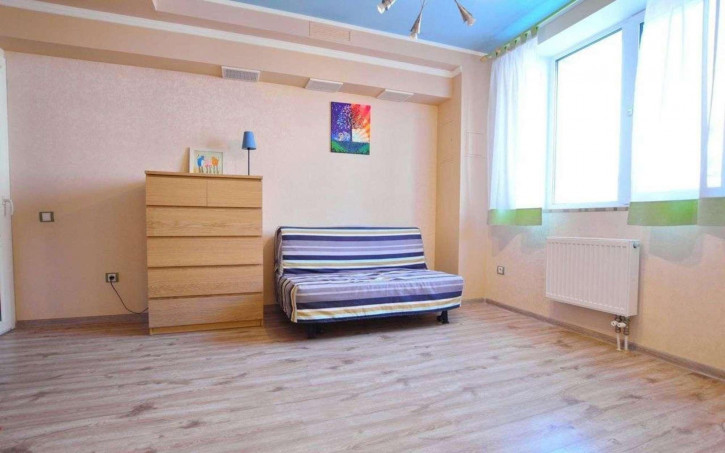 3-комн квартира Пушкина улица, 223