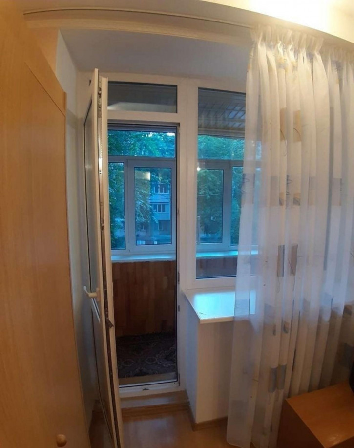 1-комн квартира Ивана Булкина улица, 80