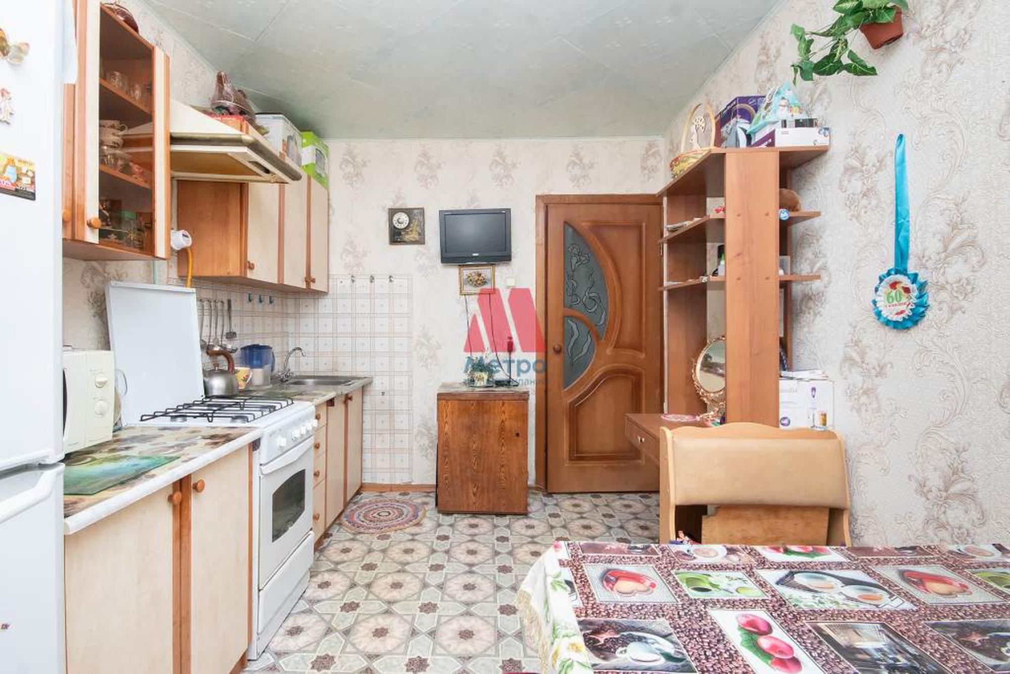 Купить квартиру за 2 890 000 рублей на Пирогова улица, д.33