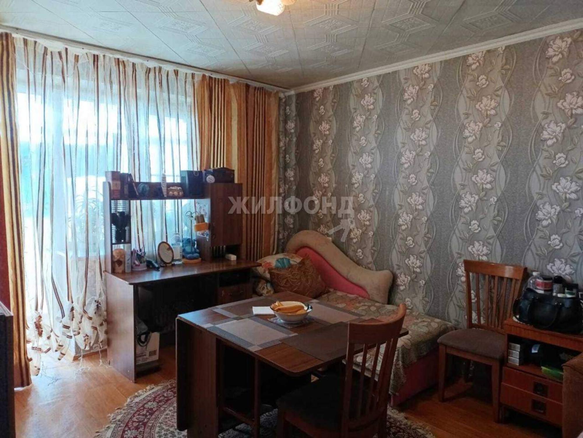 Купить квартиру за 3 100 000 рублей на Калинина улица, д.131