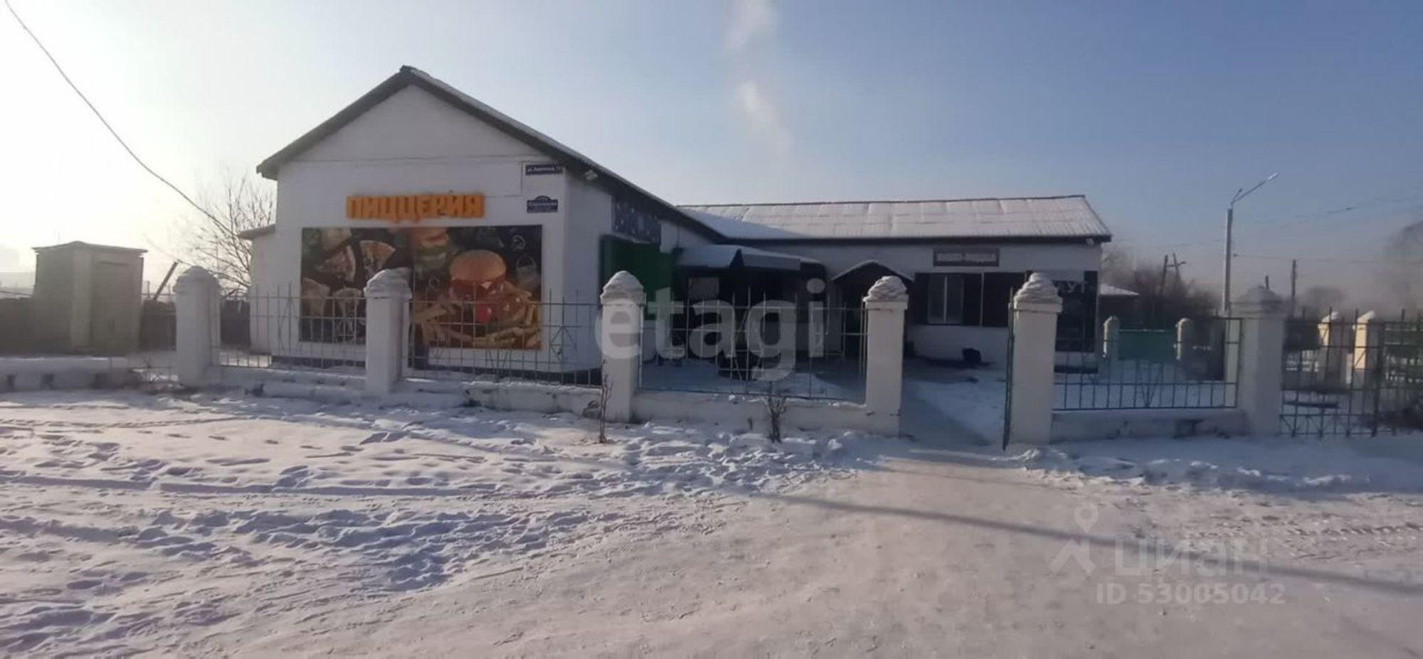 Купить торговое помещение за 5 997 940 рублей на ул Советская, 74
