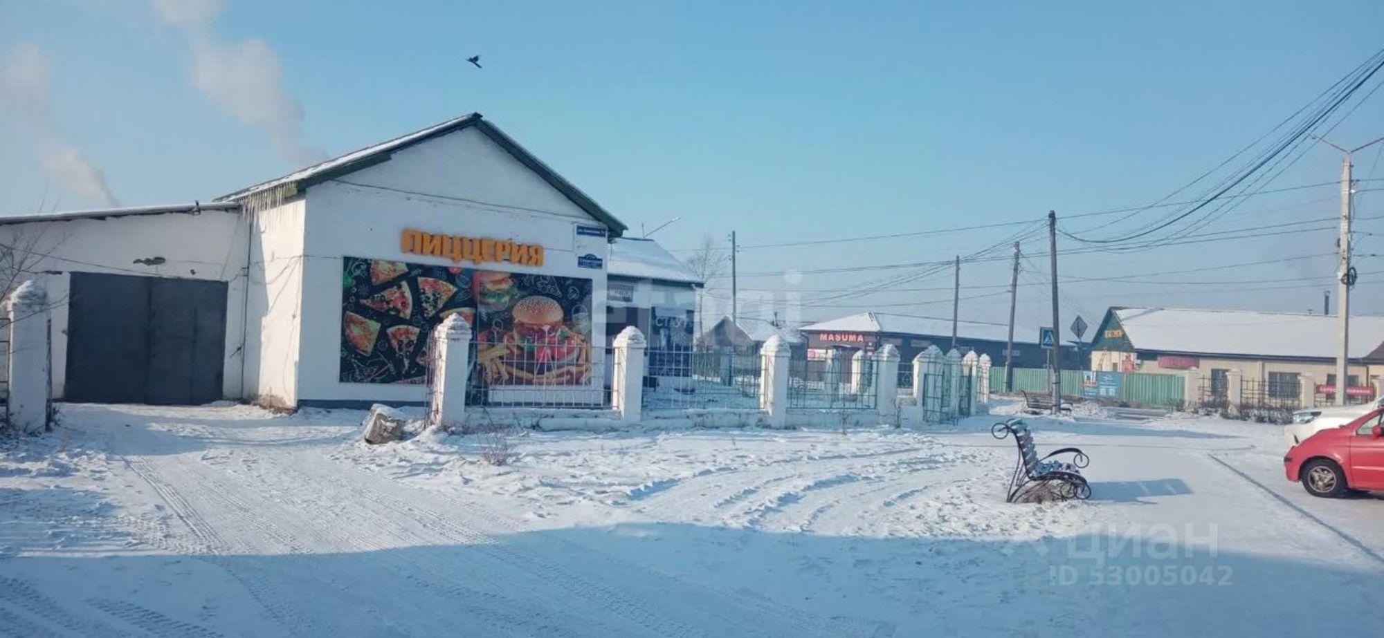 Купить торговое помещение за 5 997 940 рублей на ул Советская, 74
