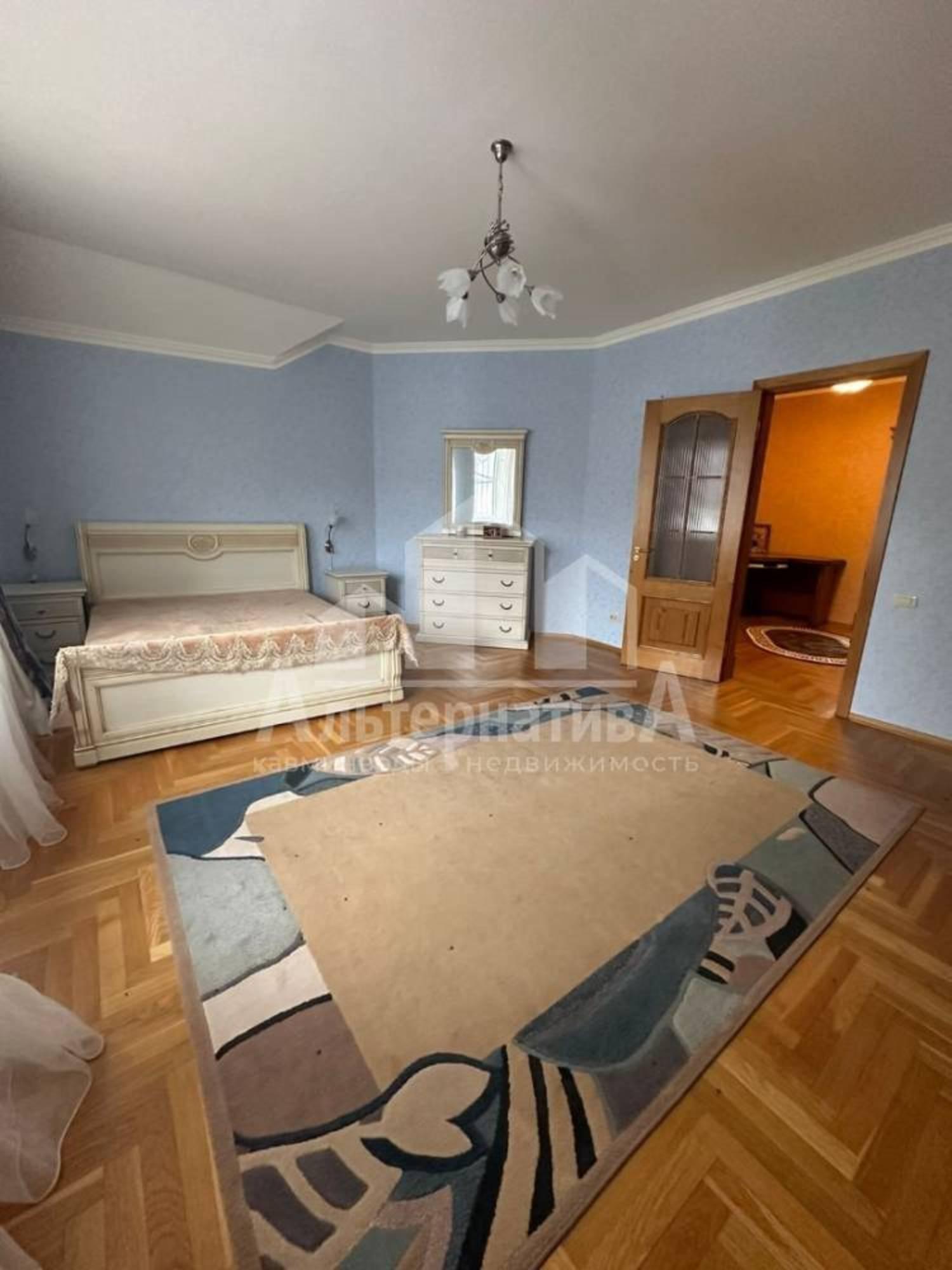 Купить дачу, дом, коттедж за 99 000 000 рублей на Энгельса ул.
