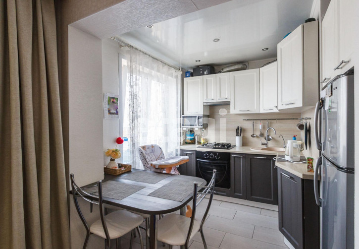 2-комн квартира улица Чехова, 61