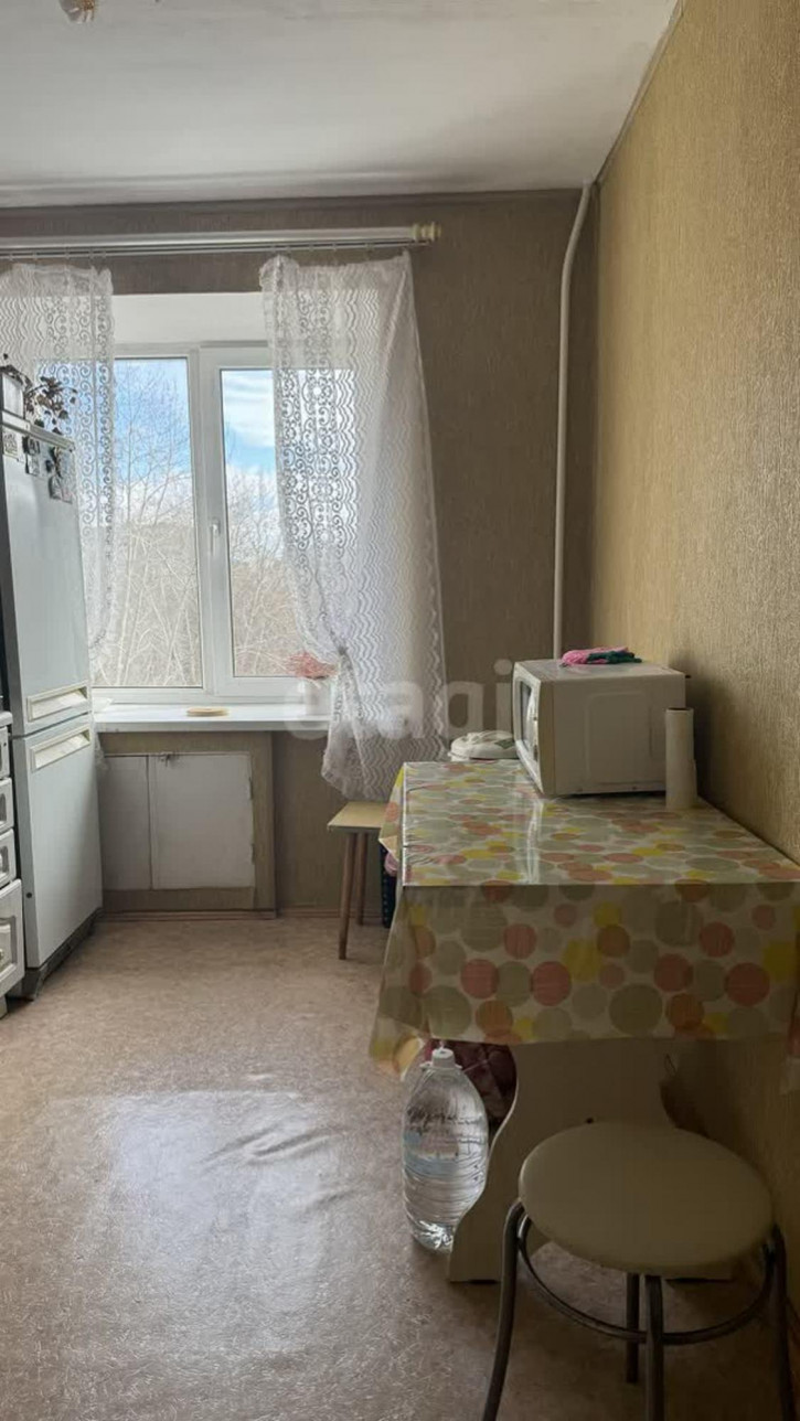 4-комн квартира Ясная, 22