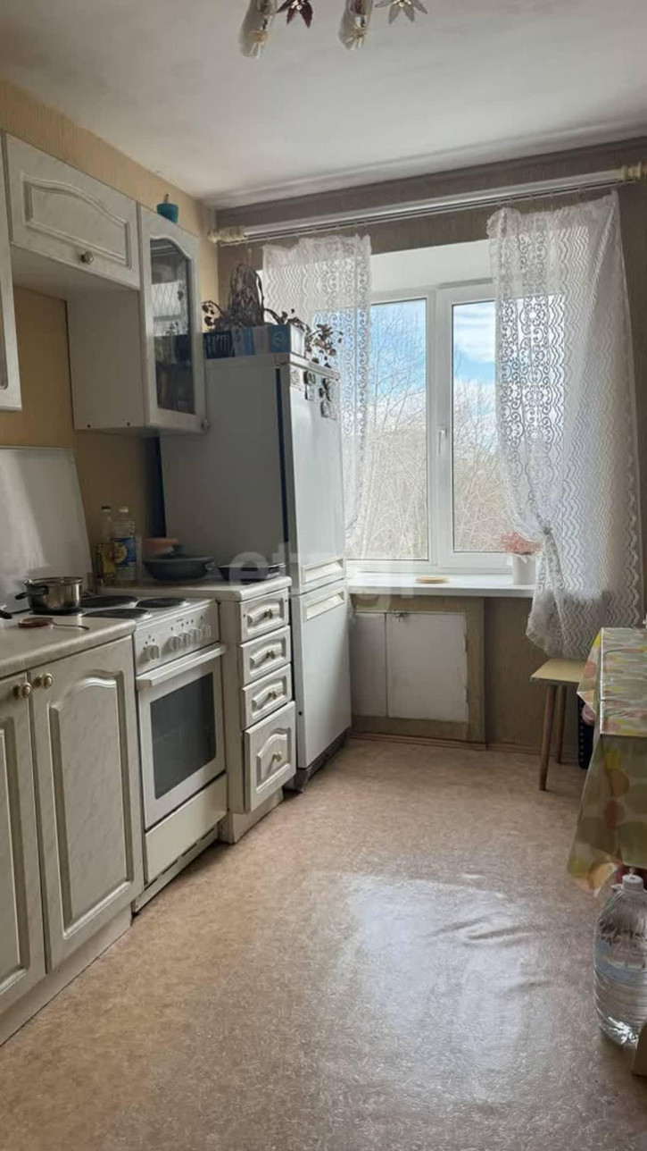 4-комн квартира Ясная, 22