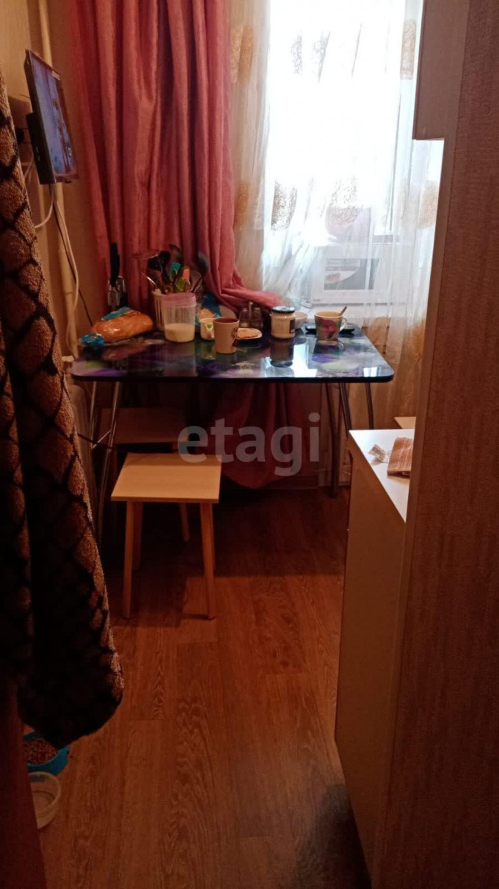 2-комн квартира Колмогорова, 56