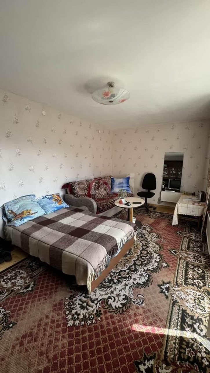 4-комн квартира Ясная, 22