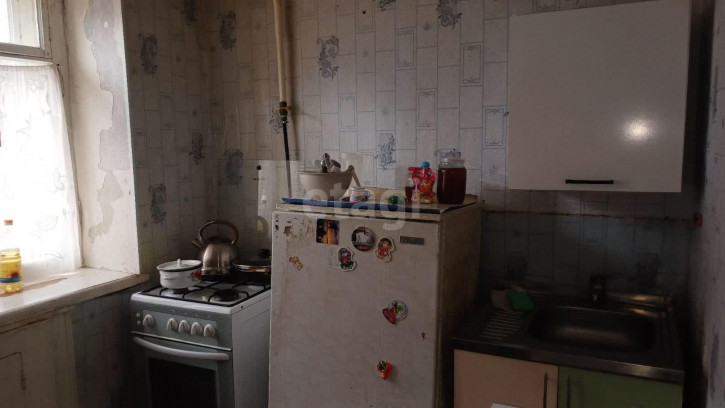 4-комн квартира Димитрова, 1