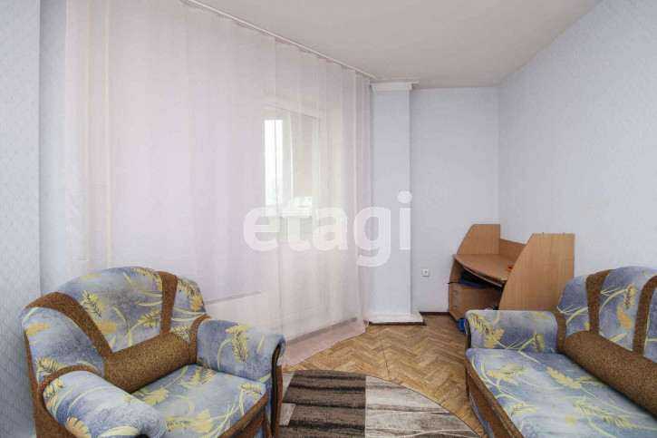 1-комн квартира Станислава Карнацевича, 3