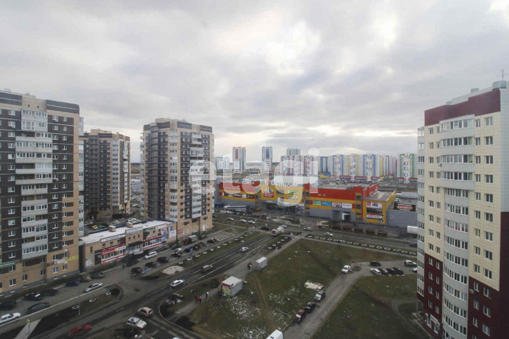 1-комн квартира Станислава Карнацевича, 3