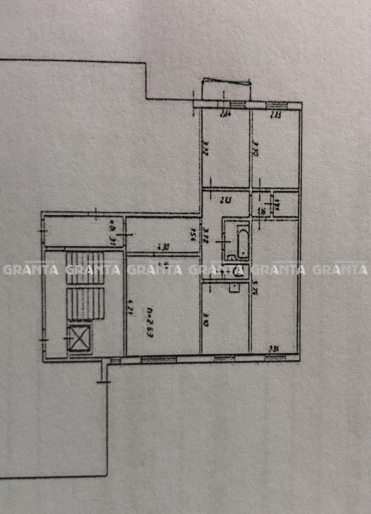4-комн квартира ул Ивана Забобонова, 12