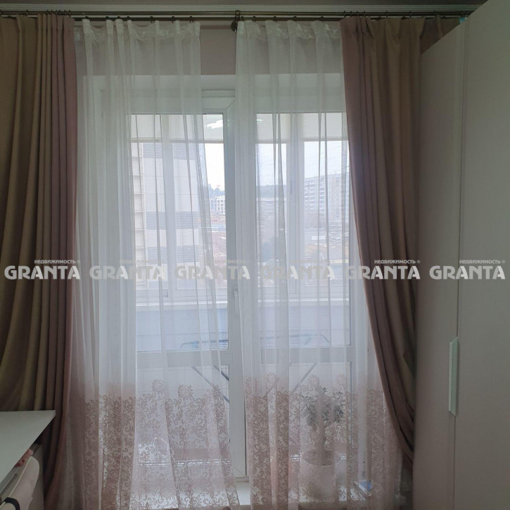 4-комн квартира ул Ивана Забобонова, 12
