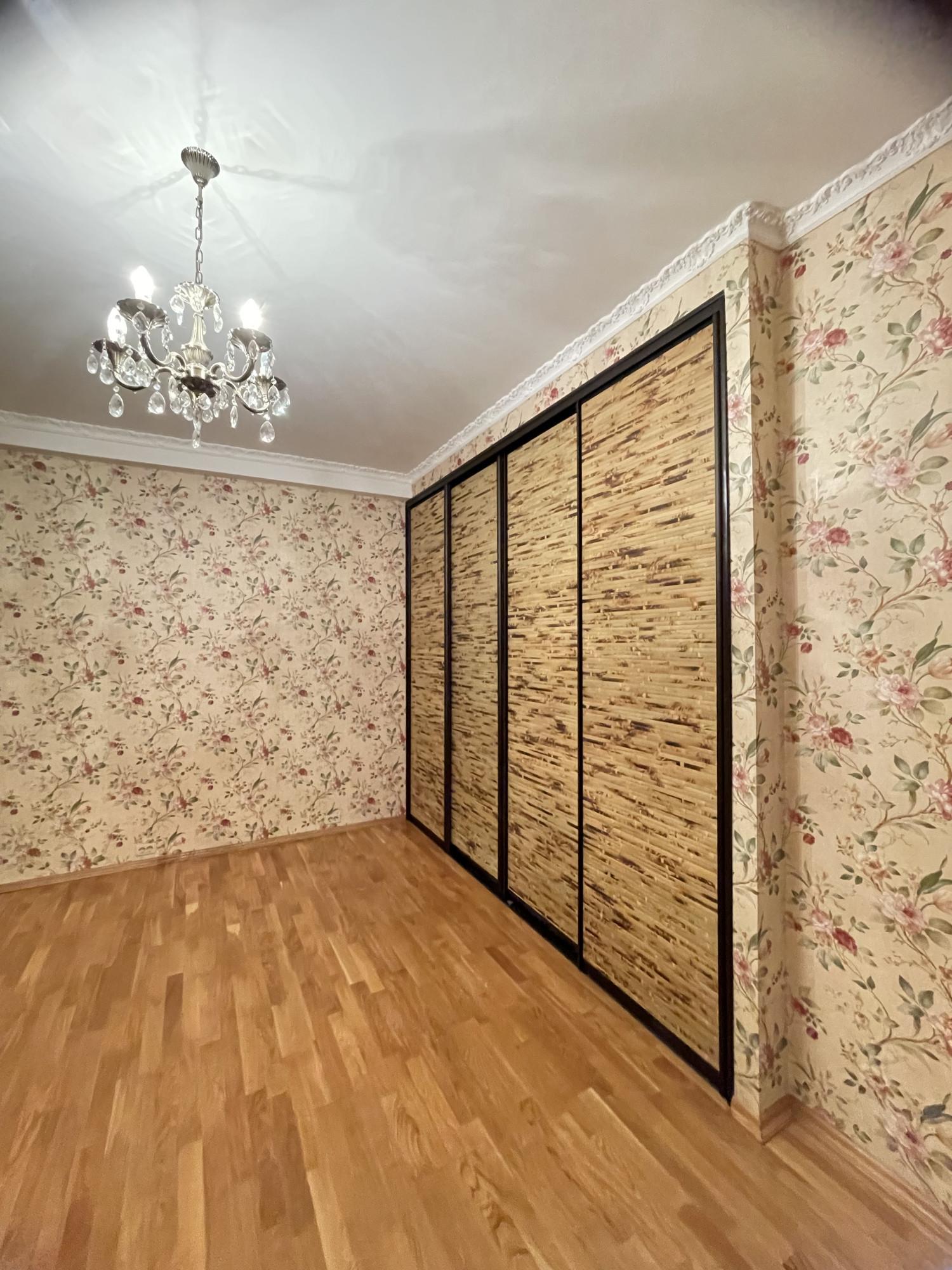 Купить комнату за 14 500 000 рублей на Партизанская ул., 2