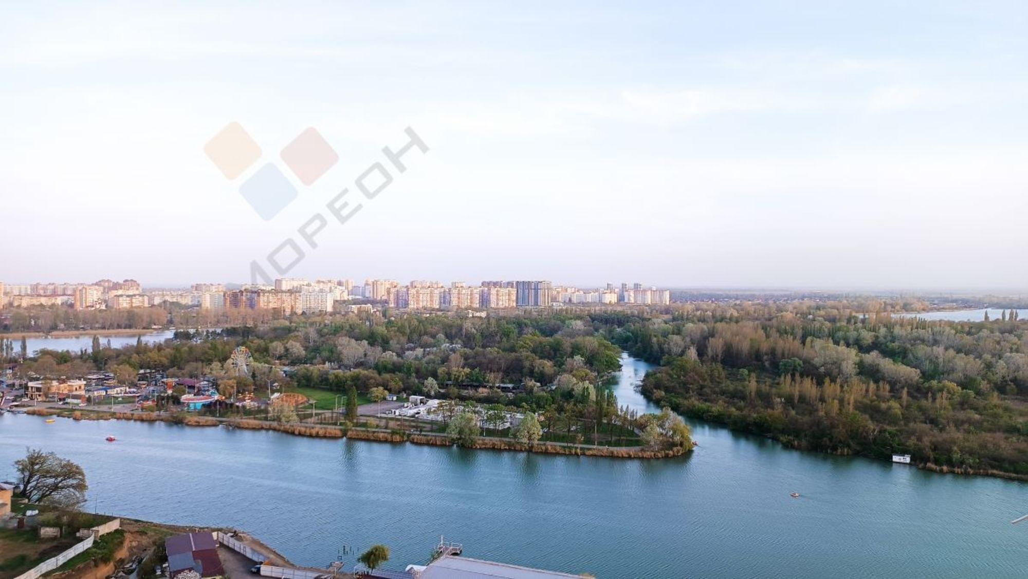 Купить квартиру за 25 000 000 рублей на Кубанская ул, 45к2