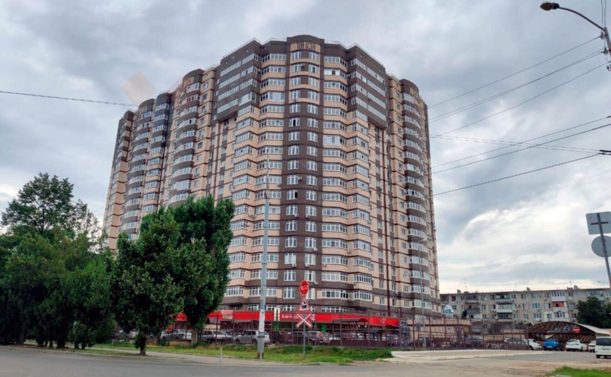 Купить квартиру за 13 000 000 рублей на Стахановская ул, 1/5к2