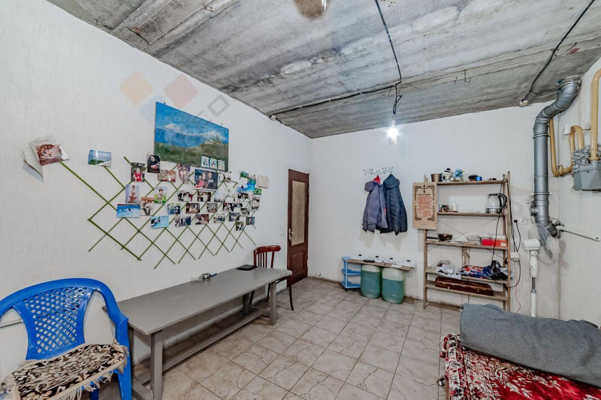 Купить дачу, дом, коттедж за 34 800 000 рублей на Биологическая ул, 38
