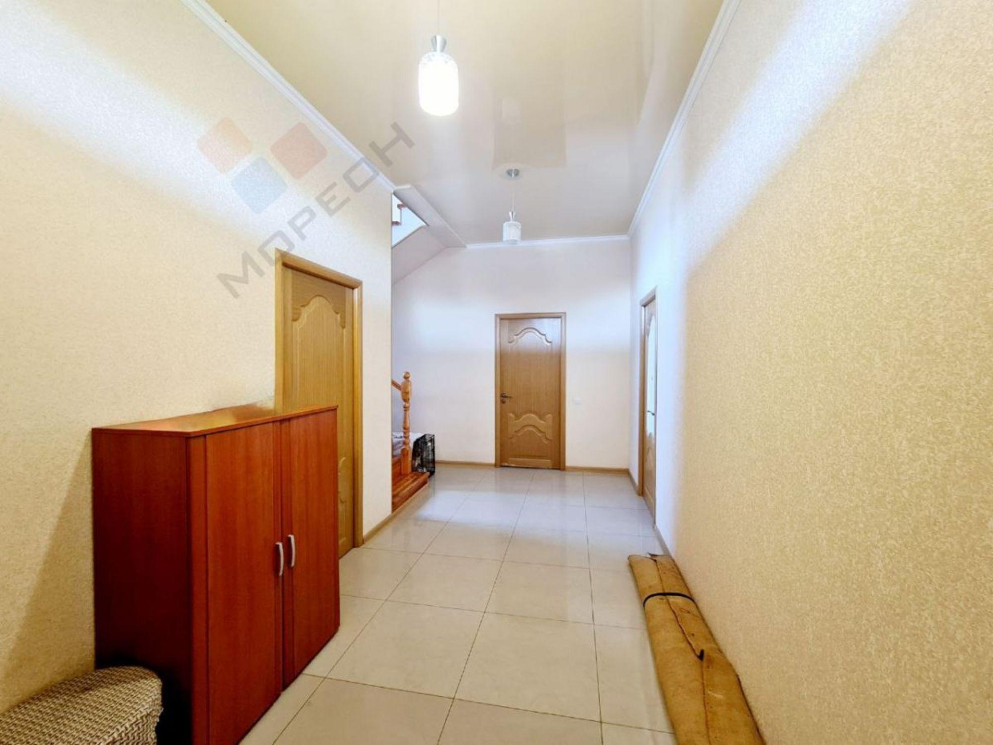 Купить дачу, дом, коттедж за 9 900 000 рублей на Пролетарская ул, 72а