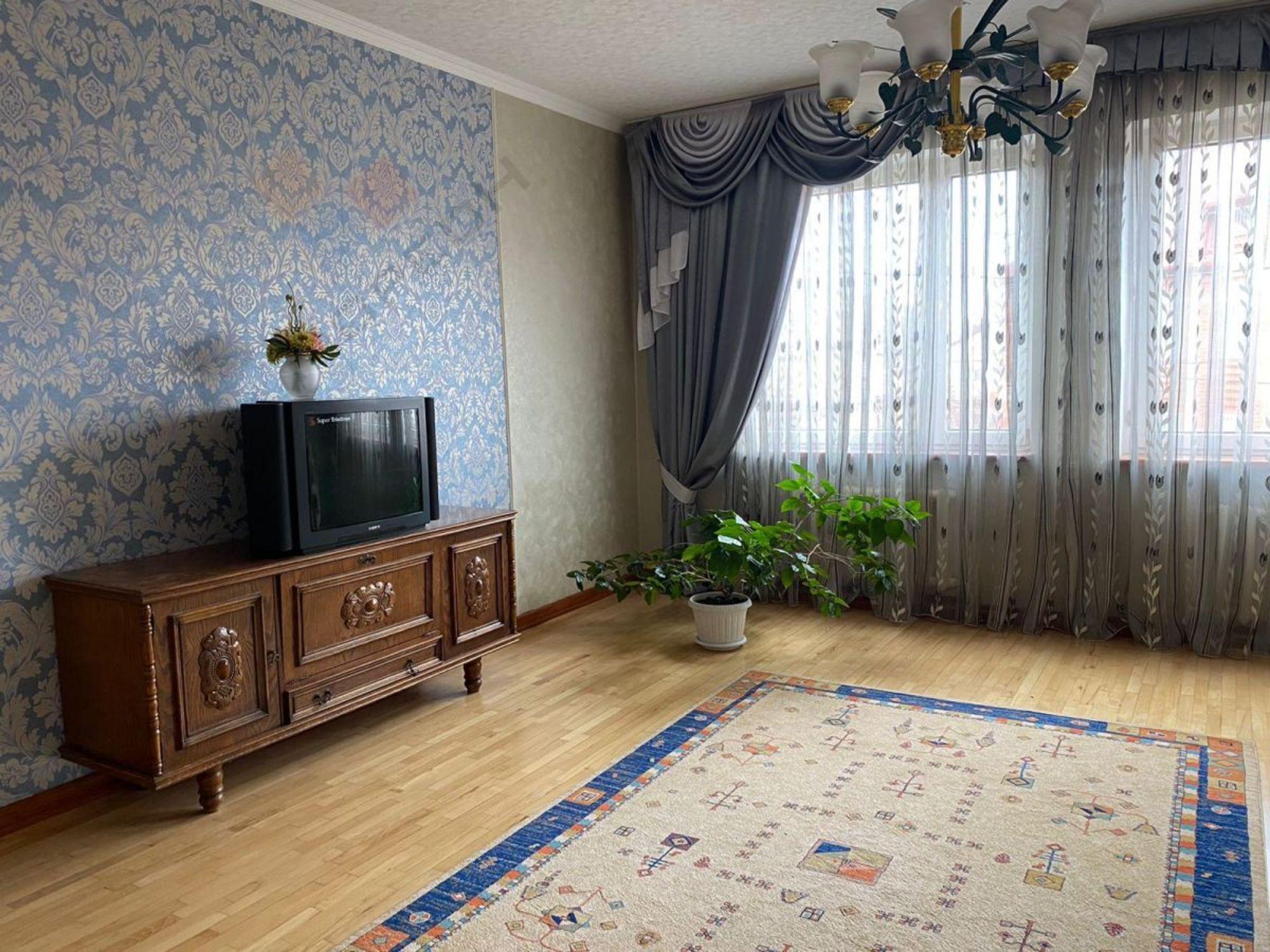 Купить дачу, дом, коттедж за 32 000 000 рублей на 1 проезд Знаменский, 14
