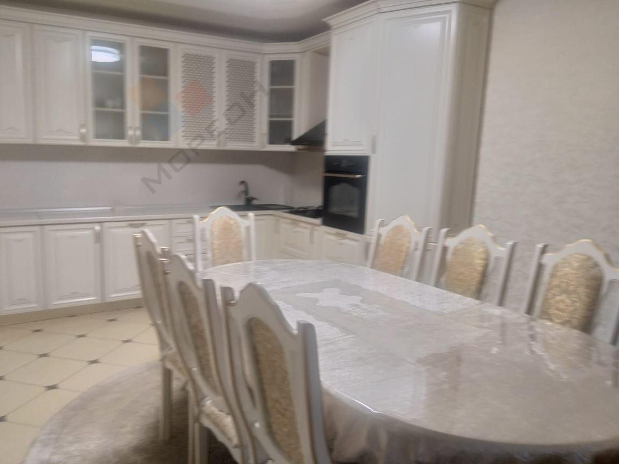 Купить дачу, дом, коттедж за 11 350 000 рублей на Гагарина ул, 6