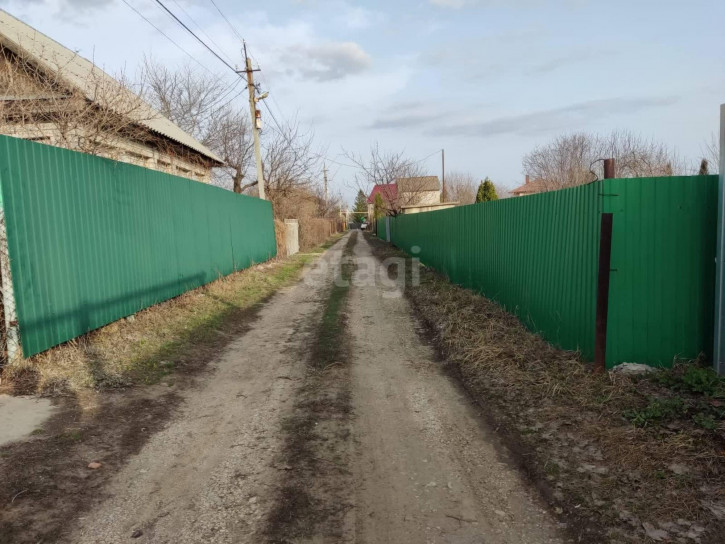 Земельный участок