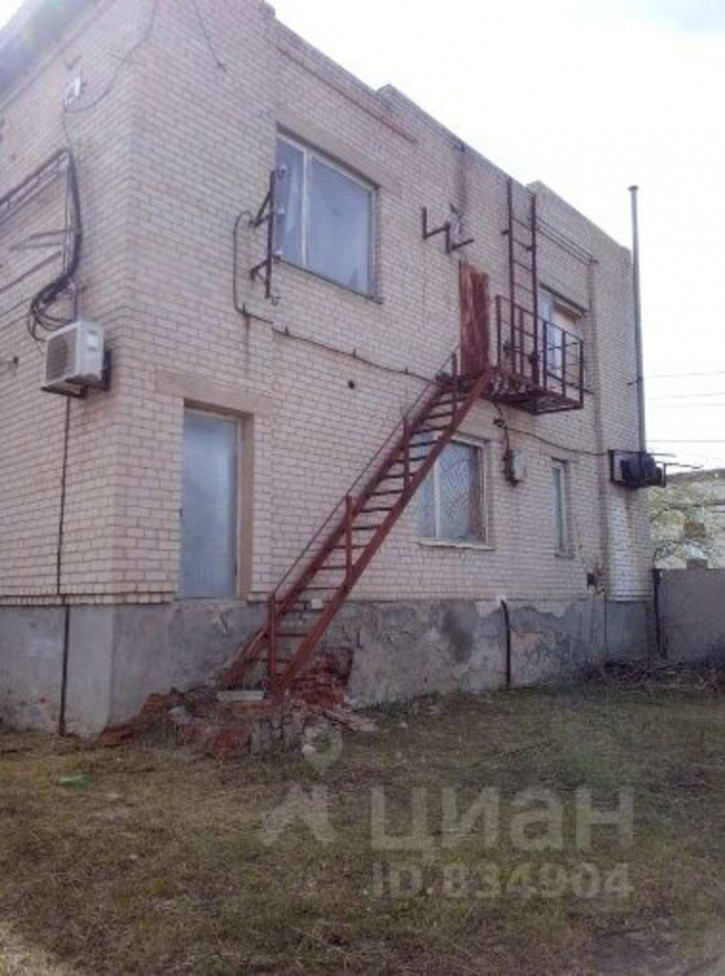 Отдельное здание улица Плотникова