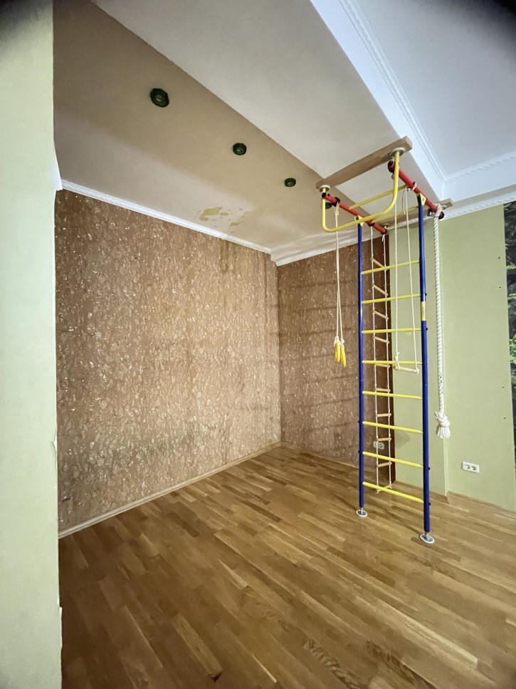 Комната Партизанская ул., 2
