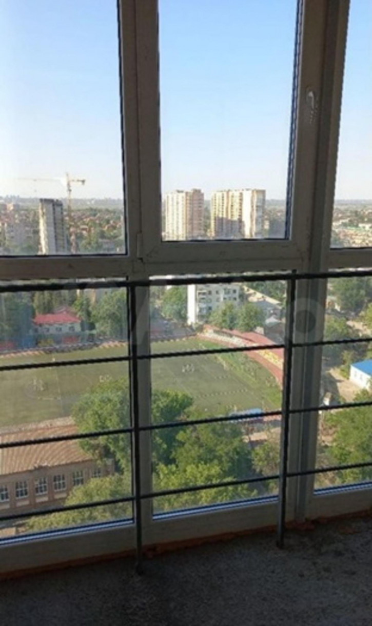 3-комн квартира Урицкого улица, 101