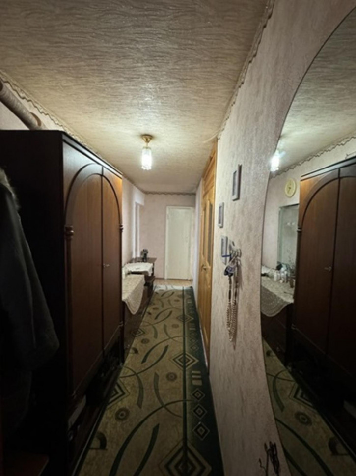 2-комн квартира Луначарского улица, 101