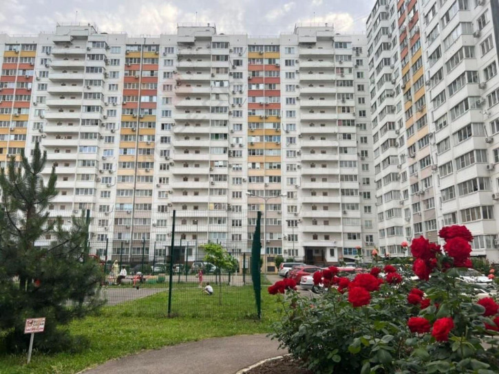 3-комн квартира Героя Яцкова И.В. ул, 28