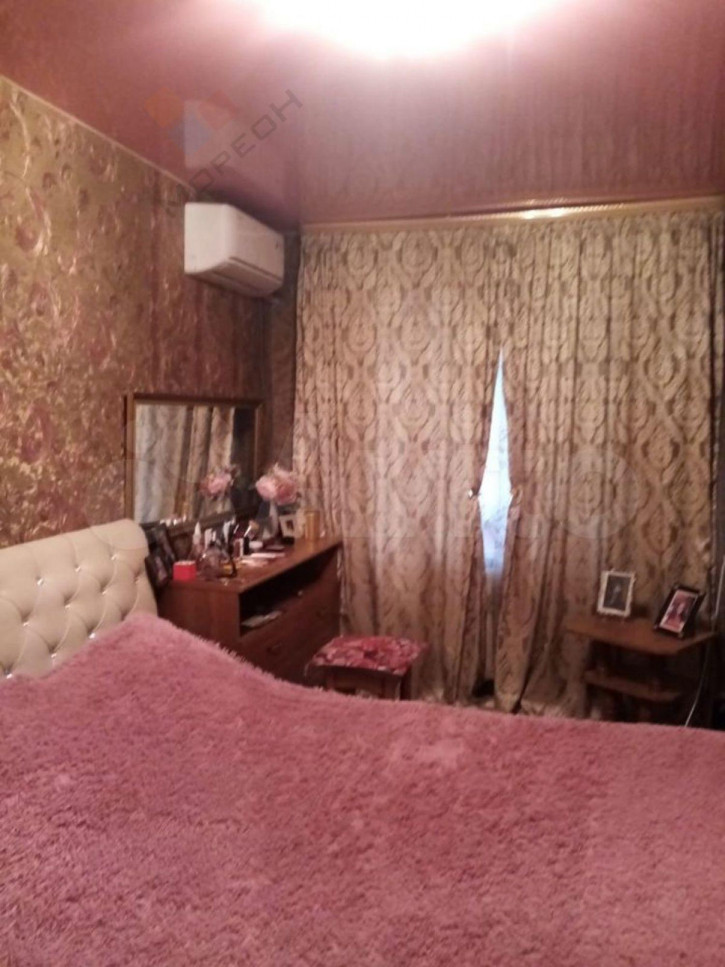 2-комн квартира Седина ул, 14