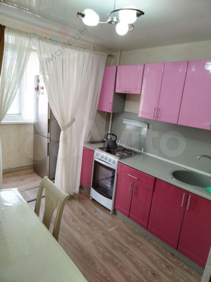 3-комн квартира Красная ул, 28