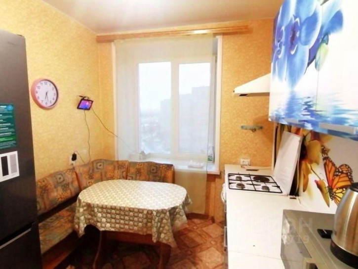 Комната пр-кт Дзержинского, 13,  д. 13