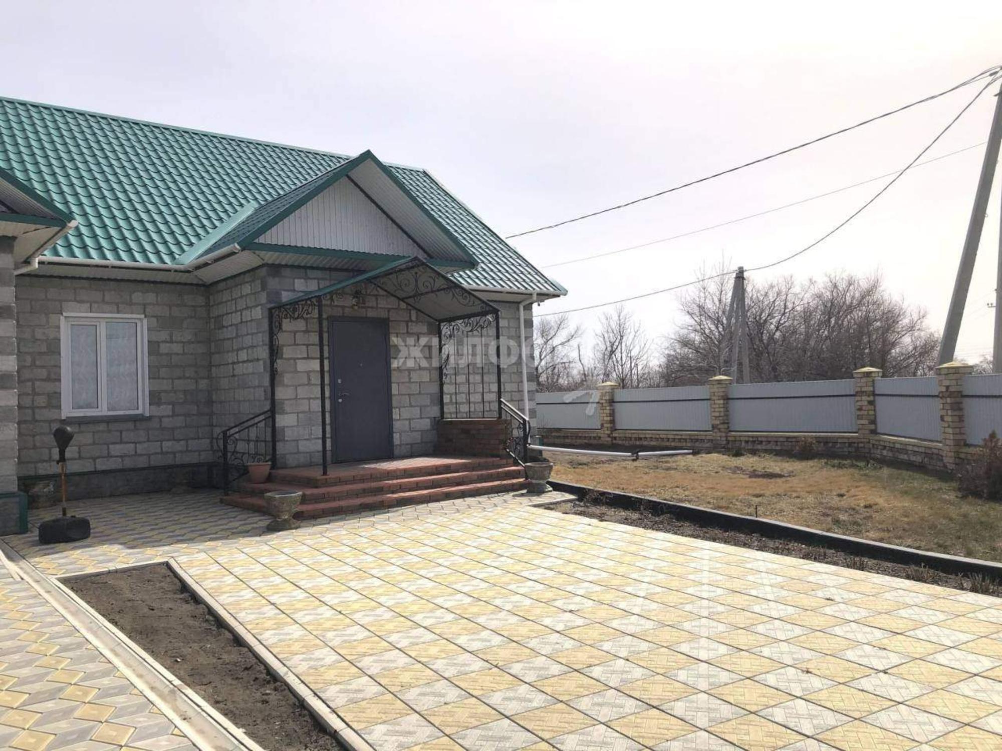 Купить дачу, дом, коттедж за 10 500 000 рублей на Осенняя улица