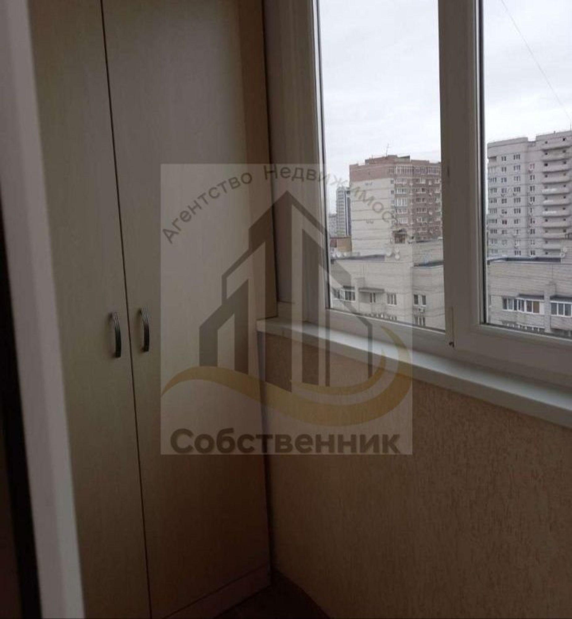 Сдать квартиру за 40 000 рублей на 40 лет Октября ул, 8