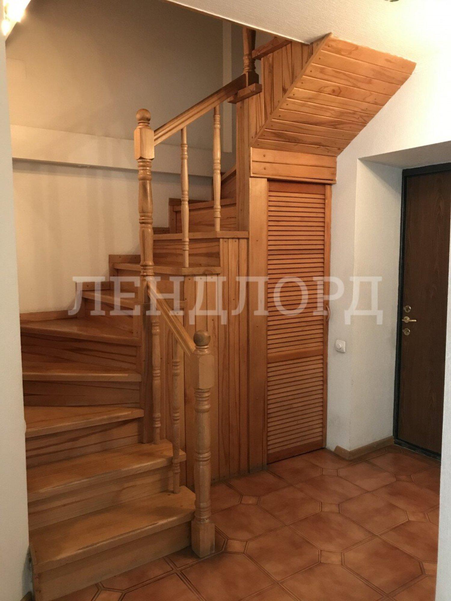 Купить квартиру за 13 300 000 рублей на Красноармейская улица, 224/92