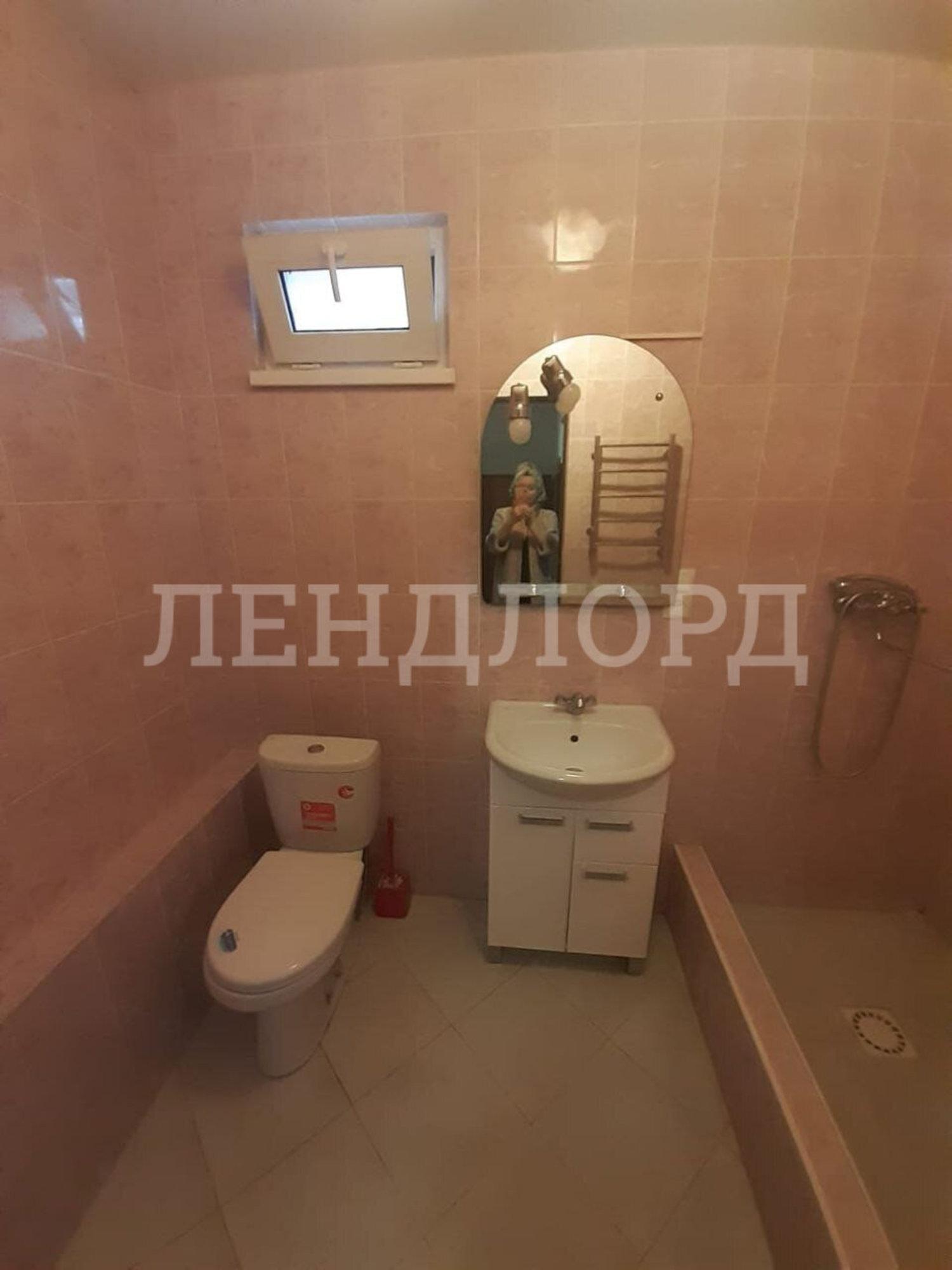Сдать дачу, дом, коттедж за 25 000 рублей на Яблоневый переулок
