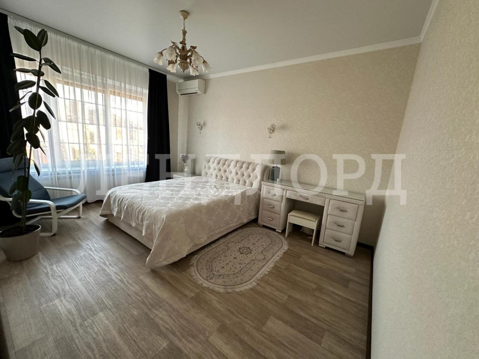 Купить дачу, дом, коттедж за 25 000 000 рублей на Капитанская улица