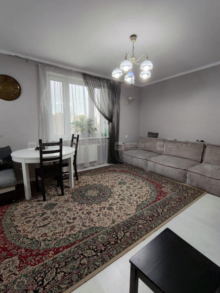 3-комн квартира ул. Закиева, дом 20/1