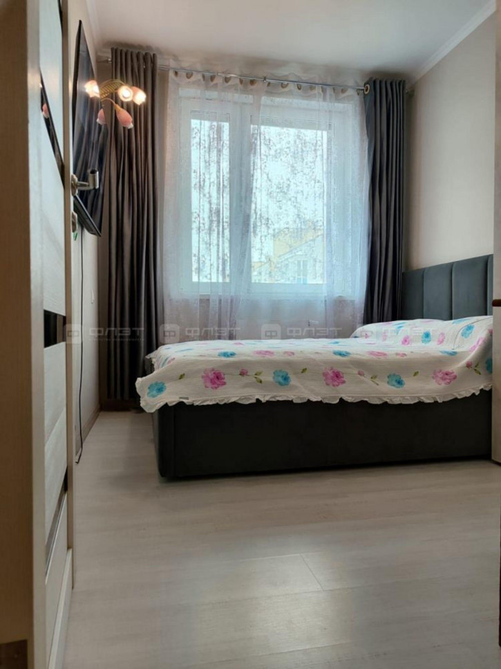 3-комн квартира ул. Закиева, дом 20/1