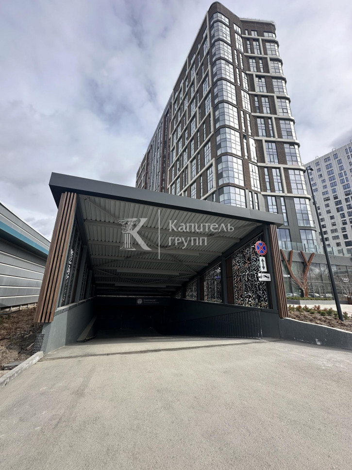 3-комн квартира ул Николая Машарова, 2