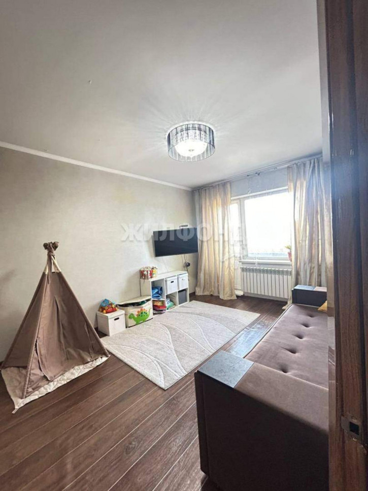 2-комн квартира Красных Партизан улица, д.3