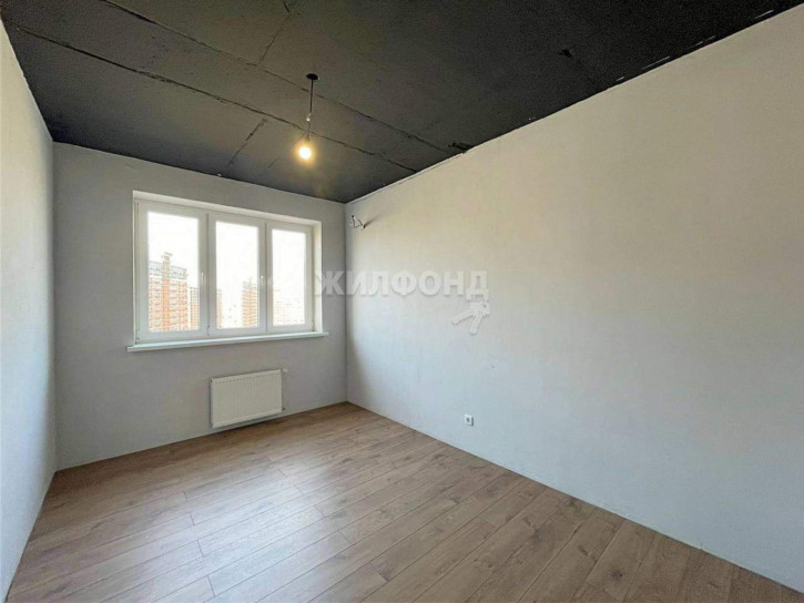 3-комн квартира Западный Обход улица, д.45к2