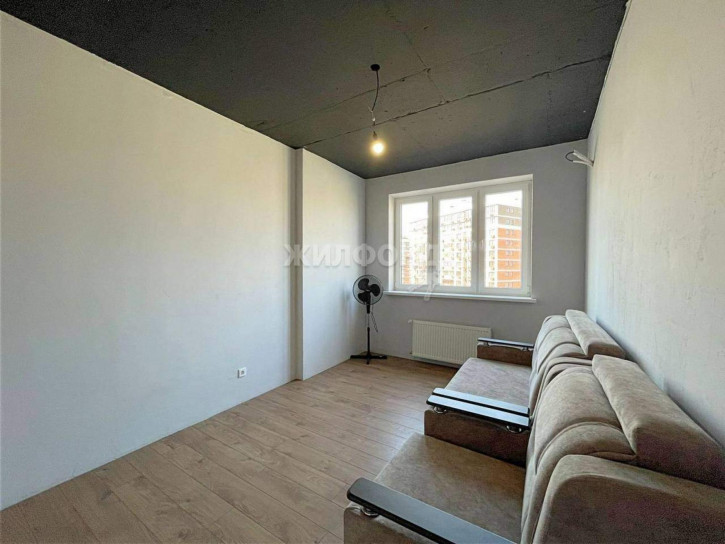 3-комн квартира Западный Обход улица, д.45к2