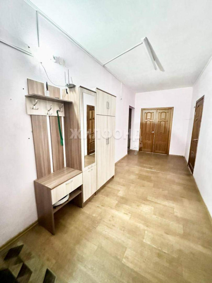 4-комн квартира 13-й микрорайон, д.3