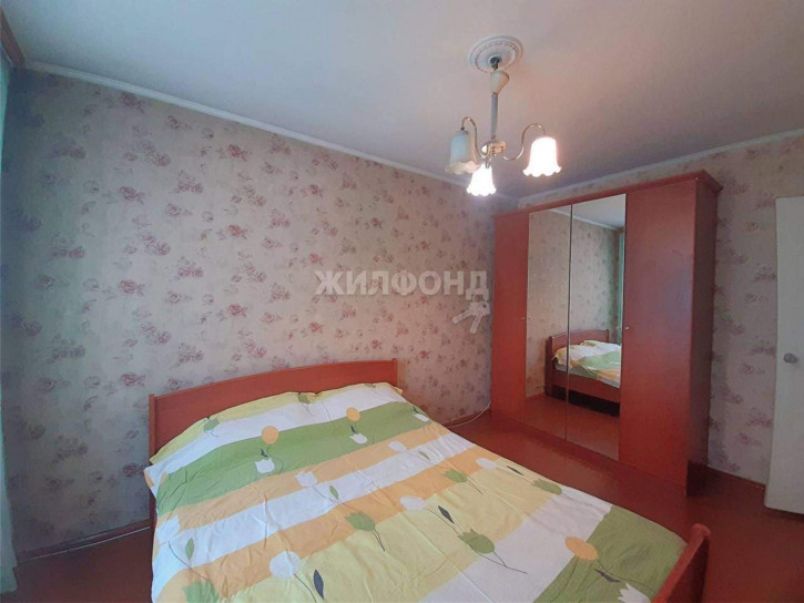 3-комн квартира Тореза улица, д.103