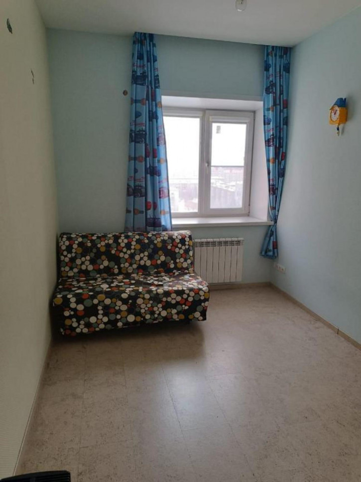 3-комн квартира Кирова, 46